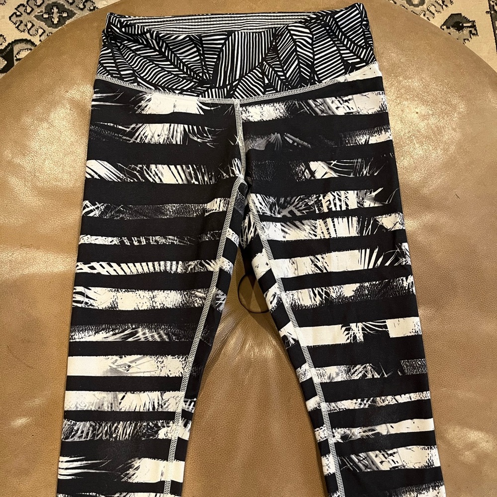 Lulu ankle yoga pants